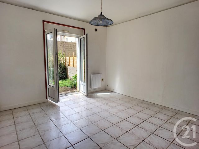Afficher la photo en grand Appartement T2 à louer - 2 pièces - 30.0 m2 - BREST - 29 - BRETAGNE - Century 21 Associés Conseils Immobilier