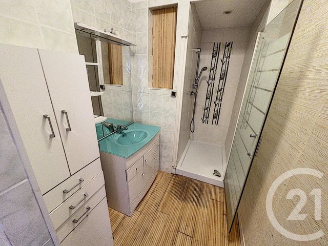 Appartement T3 à louer - 3 pièces - 51.14 m2 - BREST - 29 - BRETAGNE - Century 21 Associés Conseils Immobilier Appartement T3 à louer - 3 pièces - 51.14 m2 - BREST - 29 - BRETAGNE - Century 21 Associés Conseils Immobilier