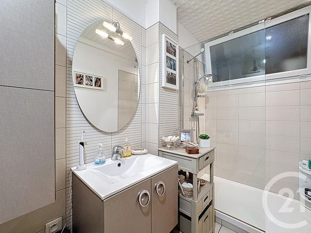 Appartement T3 à vendre - 3 pièces - 59.27 m2 - BREST - 29 - BRETAGNE - Century 21 Associés Conseils Immobilier