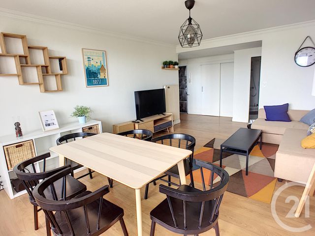 Afficher la photo en grand Appartement T4 à louer - 4 pièces - 85.15 m2 - BREST - 29 - BRETAGNE - Century 21 Associés Conseils Immobilier