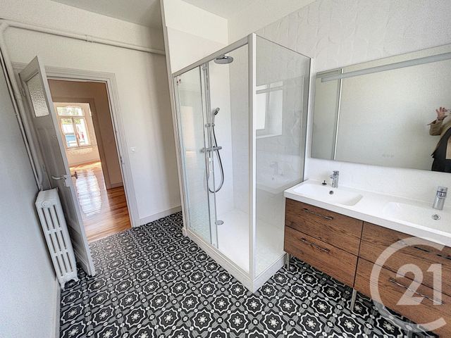 Appartement T4 à louer - 4 pièces - 116.7 m2 - BREST - 29 - BRETAGNE - Century 21 Associés Conseils Immobilier Appartement T4 à louer - 4 pièces - 116.7 m2 - BREST - 29 - BRETAGNE - Century 21 Associés Conseils Immobilier