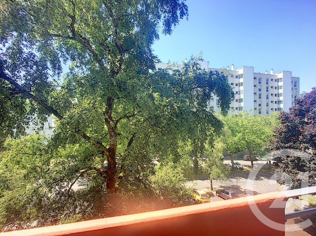Appartement T4 à louer - 5 pièces - 95.0 m2 - BREST - 29 - BRETAGNE - Century 21 Associés Conseils Immobilier Appartement T4 à louer - 5 pièces - 95.0 m2 - BREST - 29 - BRETAGNE - Century 21 Associés Conseils Immobilier