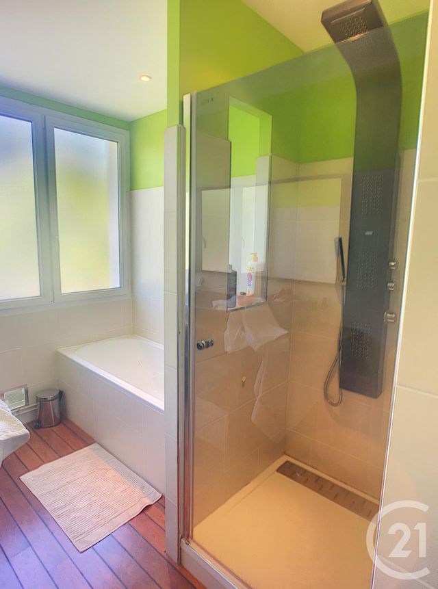 Appartement T4 à louer - 5 pièces - 95.0 m2 - BREST - 29 - BRETAGNE - Century 21 Associés Conseils Immobilier Appartement T4 à louer - 5 pièces - 95.0 m2 - BREST - 29 - BRETAGNE - Century 21 Associés Conseils Immobilier