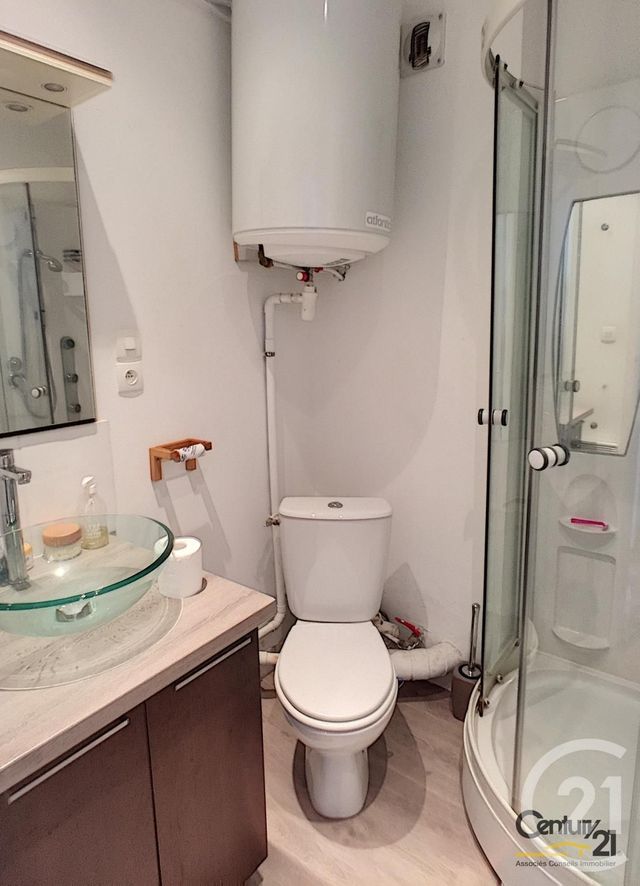 Appartement à louer - 2 pièces - 27.32 m2 - BREST - 29 - BRETAGNE - Century 21 Associés Conseils Immobilier Appartement à louer - 2 pièces - 27.32 m2 - BREST - 29 - BRETAGNE - Century 21 Associés Conseils Immobilier