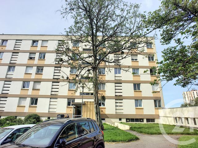 Appartement F5 à louer - 5 pièces - 95.81 m2 - BREST - 29 - BRETAGNE - Century 21 Associés Conseils Immobilier Appartement F5 à louer - 5 pièces - 95.81 m2 - BREST - 29 - BRETAGNE - Century 21 Associés Conseils Immobilier
