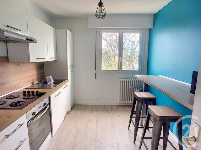 Appartement F5 à louer - 5 pièces - 95.81 m2 - BREST - 29 - BRETAGNE - Century 21 Associés Conseils Immobilier Appartement F5 à louer - 5 pièces - 95.81 m2 - BREST - 29 - BRETAGNE - Century 21 Associés Conseils Immobilier