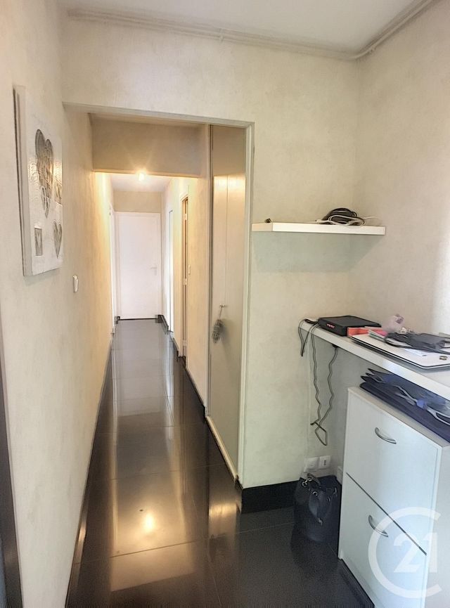 Appartement T4 à vendre - 4 pièces - 82.13 m2 - BREST - 29 - BRETAGNE - Century 21 Associés Conseils Immobilier Appartement T4 à vendre - 4 pièces - 82.13 m2 - BREST - 29 - BRETAGNE - Century 21 Associés Conseils Immobilier
