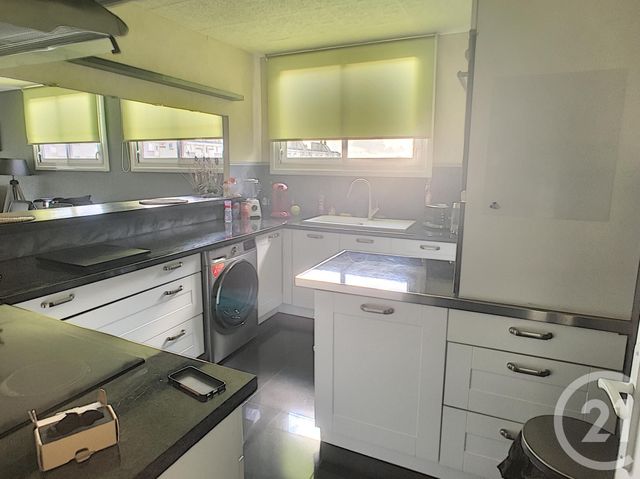 Appartement T4 à vendre - 4 pièces - 82.13 m2 - BREST - 29 - BRETAGNE - Century 21 Associés Conseils Immobilier Appartement T4 à vendre - 4 pièces - 82.13 m2 - BREST - 29 - BRETAGNE - Century 21 Associés Conseils Immobilier