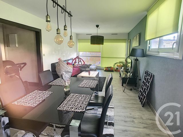 Appartement T4 à vendre - 4 pièces - 82.13 m2 - BREST - 29 - BRETAGNE - Century 21 Associés Conseils Immobilier Appartement T4 à vendre - 4 pièces - 82.13 m2 - BREST - 29 - BRETAGNE - Century 21 Associés Conseils Immobilier