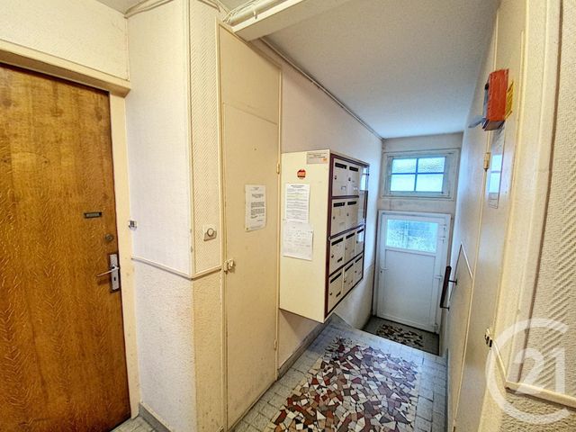 Appartement T3 à louer - 3 pièces - 52.28 m2 - BREST - 29 - BRETAGNE - Century 21 Associés Conseils Immobilier Appartement T3 à louer - 3 pièces - 52.28 m2 - BREST - 29 - BRETAGNE - Century 21 Associés Conseils Immobilier