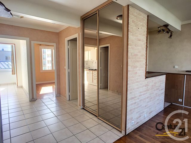 Appartement T2 à louer - 2 pièces - 52.62 m2 - BREST - 29 - BRETAGNE - Century 21 Associés Conseils Immobilier Appartement T2 à louer - 2 pièces - 52.62 m2 - BREST - 29 - BRETAGNE - Century 21 Associés Conseils Immobilier