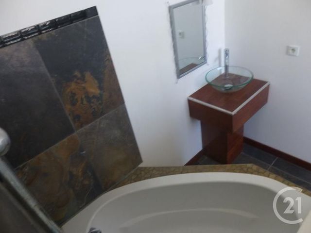 Appartement F3 à louer - 3 pièces - 40.77 m2 - BREST - 29 - BRETAGNE - Century 21 Associés Conseils Immobilier Appartement F3 à louer - 3 pièces - 40.77 m2 - BREST - 29 - BRETAGNE - Century 21 Associés Conseils Immobilier
