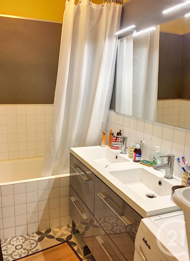 Afficher la photo en grand Appartement F4 à louer - 4 pièces - 81.0 m2 - BREST - 29 - BRETAGNE - Century 21 Associés Conseils Immobilier