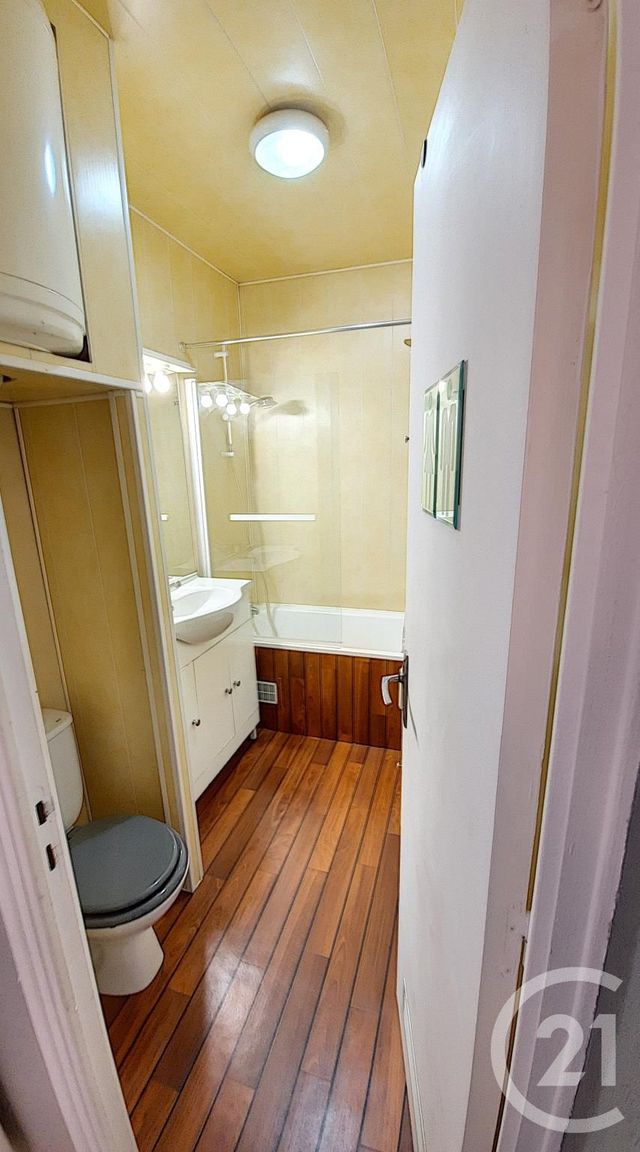 Afficher la photo en grand Appartement T1 à vendre - 1 pièce - 35.0 m2 - BREST - 29 - BRETAGNE - Century 21 Associés Conseils Immobilier