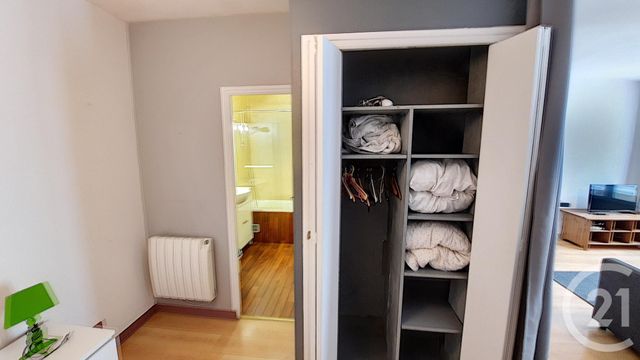 Afficher la photo en grand Appartement T1 à vendre - 1 pièce - 35.0 m2 - BREST - 29 - BRETAGNE - Century 21 Associés Conseils Immobilier