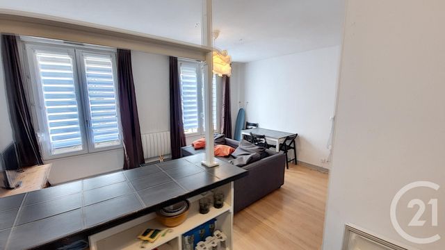 Afficher la photo en grand Appartement T1 à vendre - 1 pièce - 35.0 m2 - BREST - 29 - BRETAGNE - Century 21 Associés Conseils Immobilier