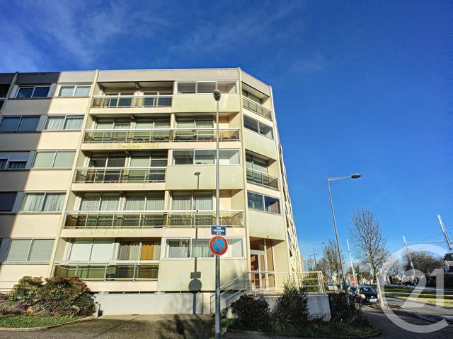 Afficher la photo en grand Appartement T3 à louer - 3 pièces - 79.26 m2 - BREST - 29 - BRETAGNE - Century 21 Associés Conseils Immobilier