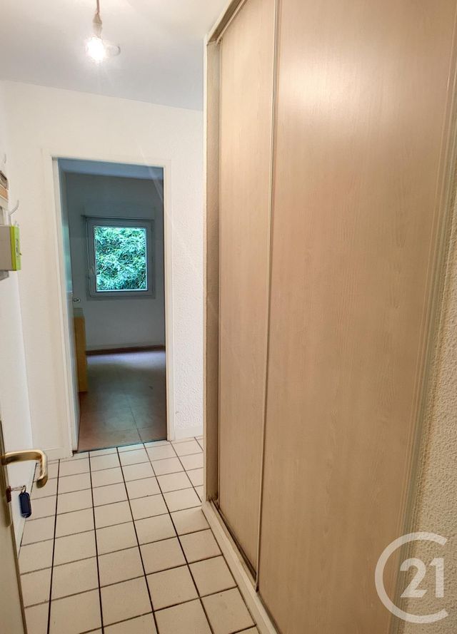 Afficher la photo en grand Appartement à louer - 2 pièces - 30.0 m2 - BREST - 29 - BRETAGNE - Century 21 Associés Conseils Immobilier