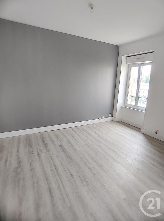 Afficher la photo en grand Appartement T3 à louer - 3 pièces - 47.0 m2 - BREST - 29 - BRETAGNE - Century 21 Associés Conseils Immobilier