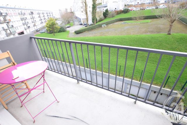 Afficher la photo en grand Appartement T3 à vendre - 3 pièces - 56.39 m2 - BREST - 29 - BRETAGNE - Century 21 Associés Conseils Immobilier