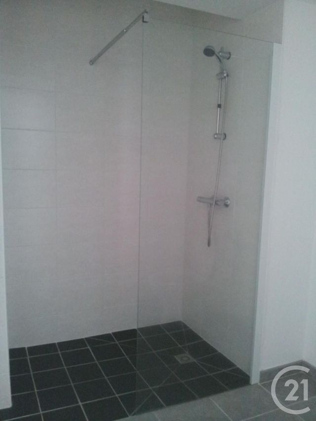 Afficher la photo en grand Appartement T2 à vendre - 2 pièces - 41.5 m2 - BREST - 29 - BRETAGNE - Century 21 Associés Conseils Immobilier
