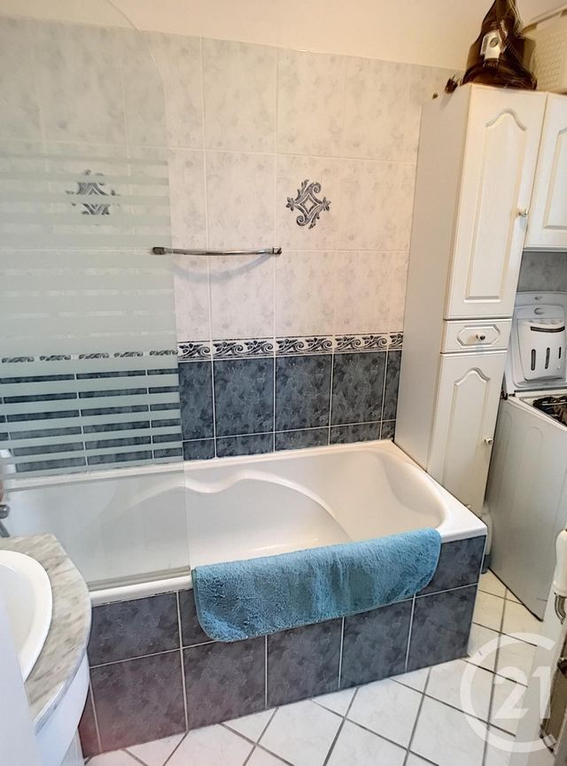 Appartement T3 à vendre - 4 pièces - 62.62 m2 - BREST - 29 - BRETAGNE - Century 21 Associés Conseils Immobilier