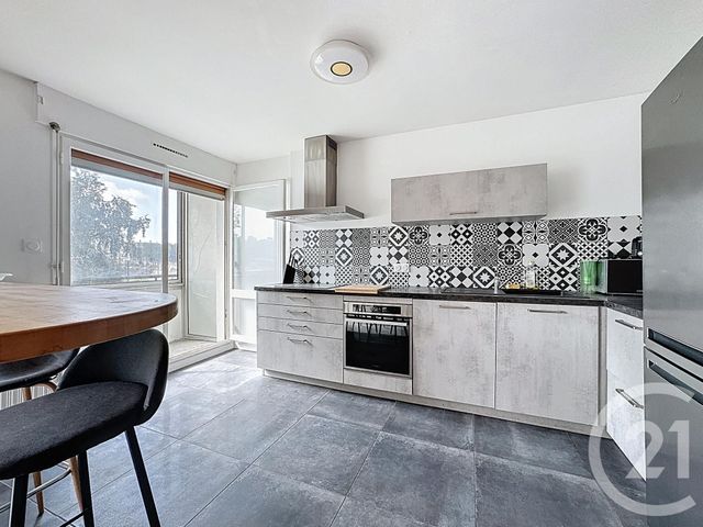 Appartement T5 à louer - 6 pièces - 94.1 m2 - BREST - 29 - BRETAGNE - Century 21 Associés Conseils Immobilier