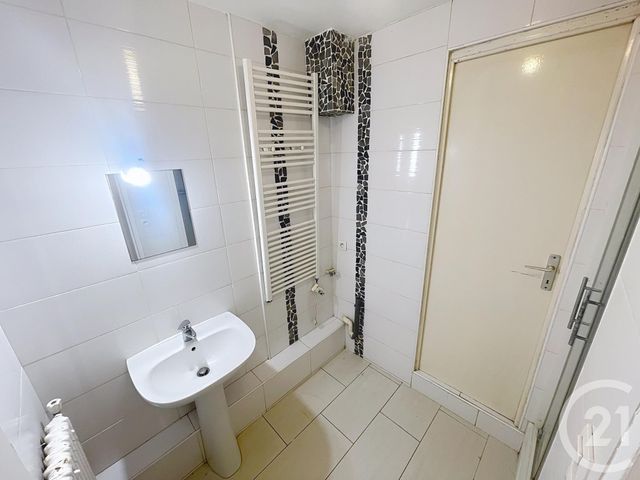 Appartement T2 à vendre - 2 pièces - 47.88 m2 - LANDERNEAU - 29 - BRETAGNE - Century 21 Associés Conseils Immobilier