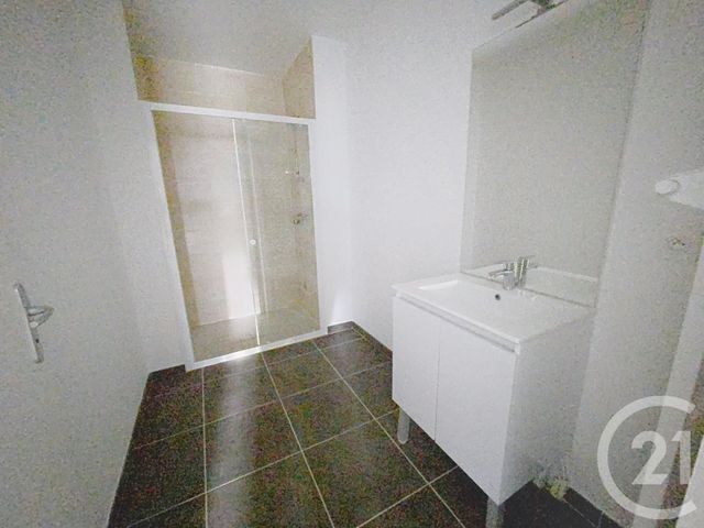 Appartement T3 à vendre - 3 pièces - 66.81 m2 - GUIPAVAS - 29 - BRETAGNE - Century 21 Associés Conseils Immobilier