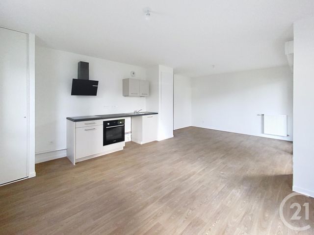 Afficher la photo en grand Appartement T3 à vendre - 3 pièces - 63.87 m2 - GUIPAVAS - 29 - BRETAGNE - Century 21 Associés Conseils Immobilier