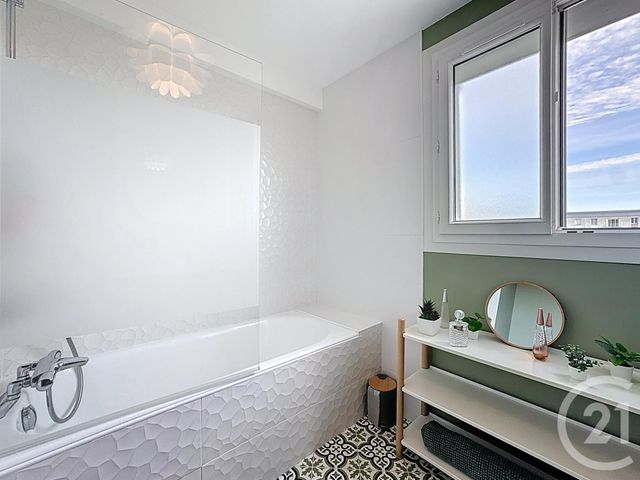 Appartement T4 à louer - 4 pièces - 111.0 m2 - BREST - 29 - BRETAGNE - Century 21 Associés Conseils Immobilier