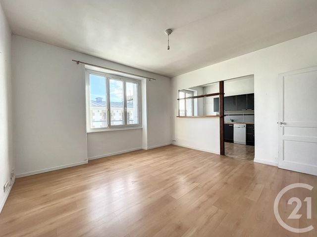 Appartement T2 à louer - 2 pièces - 60.0 m2 - BREST - 29 - BRETAGNE - Century 21 Associés Conseils Immobilier