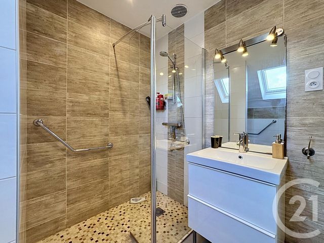maison à louer - 5 pièces - 110.0 m2 - GUIPAVAS - 29 - BRETAGNE - Century 21 Associés Conseils Immobilier
