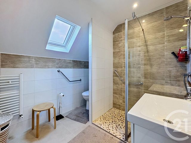 maison à louer - 5 pièces - 110.0 m2 - GUIPAVAS - 29 - BRETAGNE - Century 21 Associés Conseils Immobilier