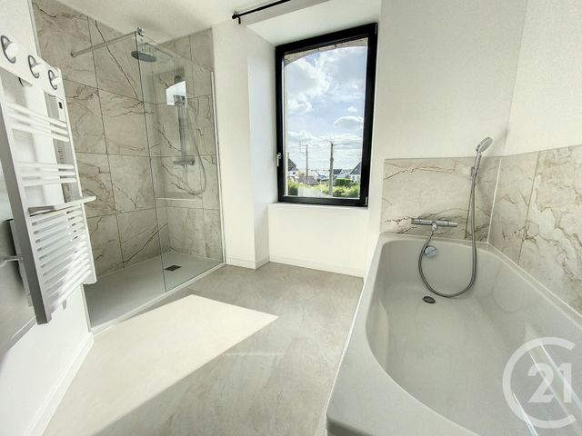 maison à louer - 6 pièces - 120.0 m2 - KERLOUAN - 29 - BRETAGNE - Century 21 Associés Conseils Immobilier