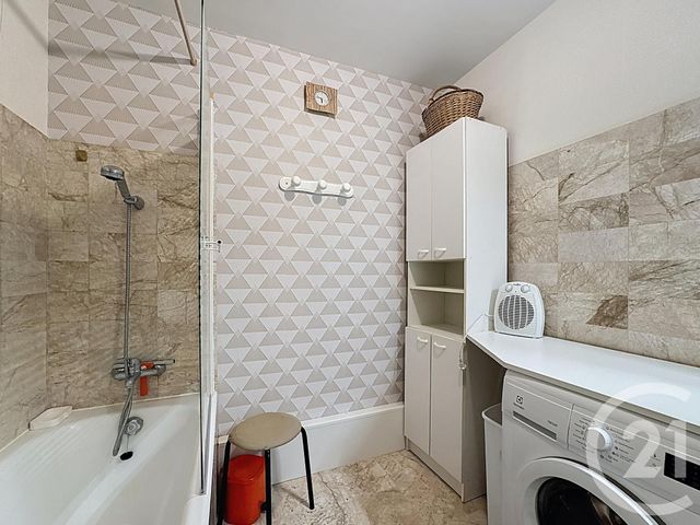 Appartement T2 à louer - 2 pièces - 43.2 m2 - BREST - 29 - BRETAGNE - Century 21 Associés Conseils Immobilier