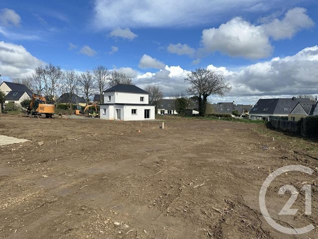 Afficher la photo en grand terrain à vendre - 568.0 m2 - LE DRENNEC - 29 - BRETAGNE - Century 21 Associés Conseils Immobilier