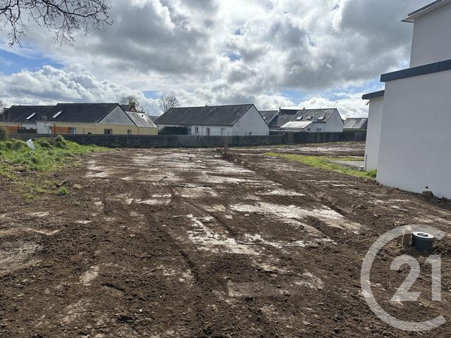 Afficher la photo en grand terrain à vendre - 568.0 m2 - LE DRENNEC - 29 - BRETAGNE - Century 21 Associés Conseils Immobilier
