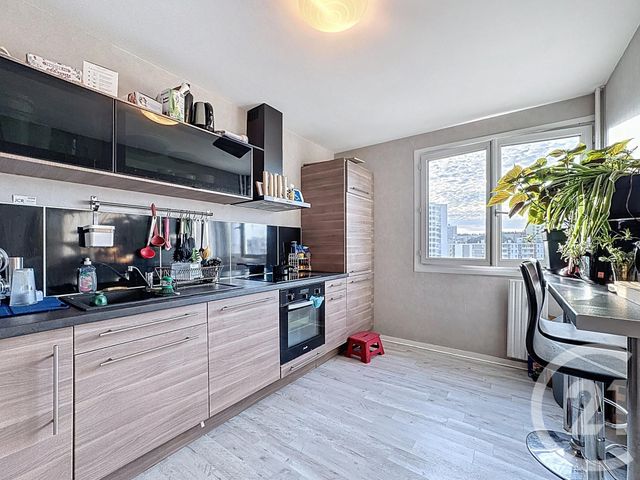Afficher la photo en grand Appartement T3 à vendre - 3 pièces - 66.47 m2 - BREST - 29 - BRETAGNE - Century 21 Associés Conseils Immobilier