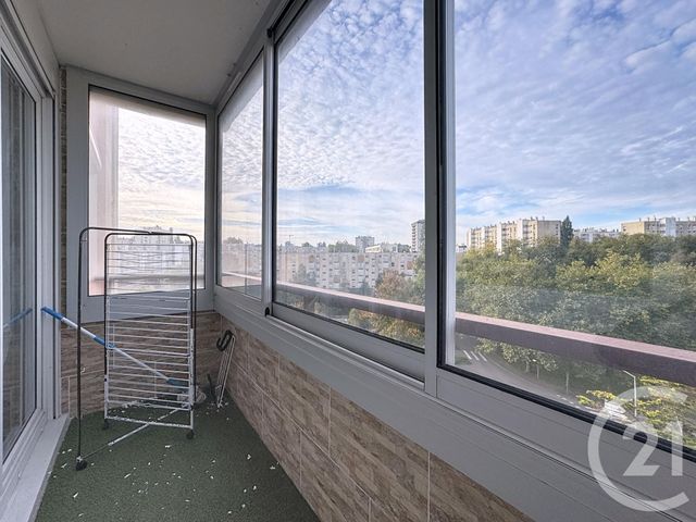 Afficher la photo en grand Appartement T3 à vendre - 3 pièces - 66.47 m2 - BREST - 29 - BRETAGNE - Century 21 Associés Conseils Immobilier