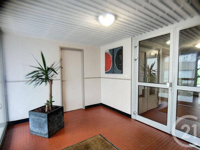 Appartement T1 à louer - 1 pièce - 36.47 m2 - BREST - 29 - BRETAGNE - Century 21 Associés Conseils Immobilier