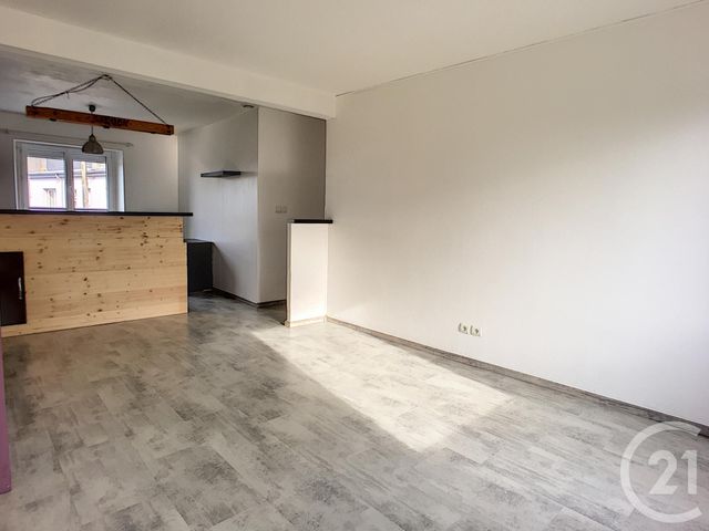 Appartement T2 à louer - 2 pièces - 50.0 m2 - PLOUDALMEZEAU - 29 - BRETAGNE - Century 21 Associés Conseils Immobilier