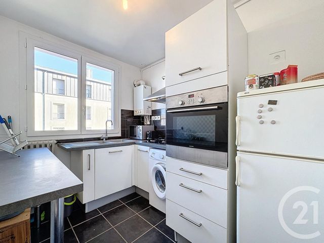 Appartement F3 à louer - 3 pièces - 53.19 m2 - BREST - 29 - BRETAGNE - Century 21 Associés Conseils Immobilier