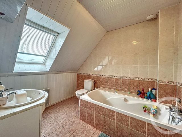 Afficher la photo en grand maison à louer - 4 pièces - 96.0 m2 - LE RELECQ KERHUON - 29 - BRETAGNE - Century 21 Associés Conseils Immobilier