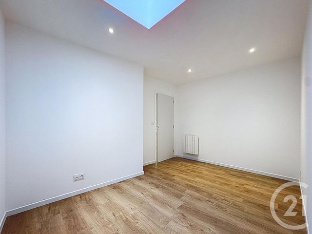 Appartement T3 à louer - 3 pièces - 49.78 m2 - LESNEVEN - 29 - BRETAGNE - Century 21 Associés Conseils Immobilier