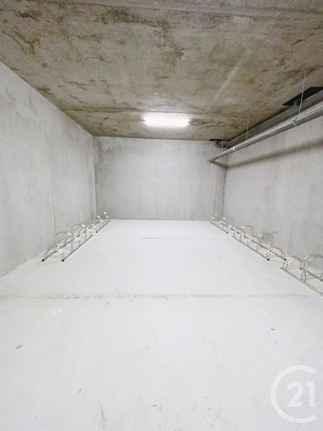 Appartement T2 à louer - 2 pièces - 39.3 m2 - GUILERS - 29 - BRETAGNE - Century 21 Associés Conseils Immobilier