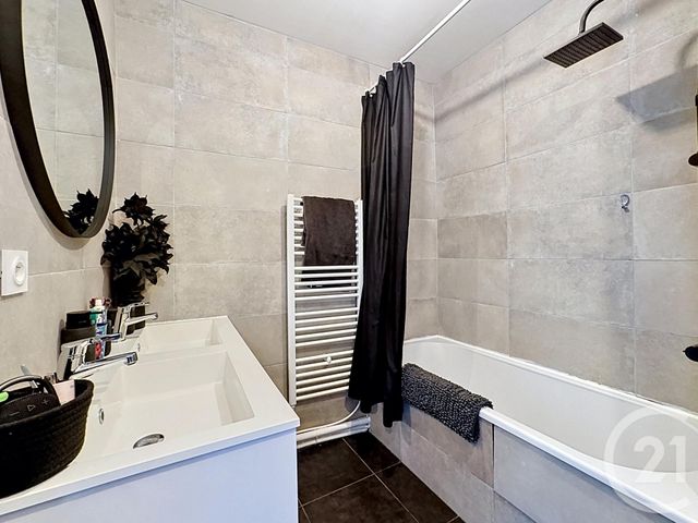 Appartement T4 à vendre - 4 pièces - 68.0 m2 - BREST - 29 - BRETAGNE - Century 21 Associés Conseils Immobilier