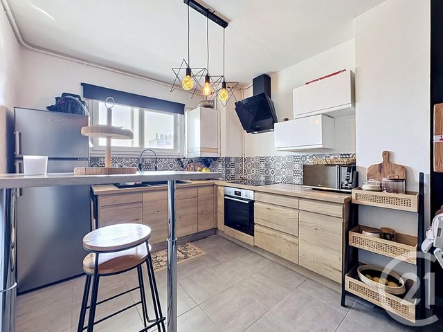 Appartement T4 à vendre - 4 pièces - 68.0 m2 - BREST - 29 - BRETAGNE - Century 21 Associés Conseils Immobilier