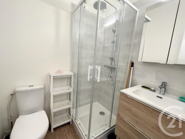 Appartement T2 à louer - 2 pièces - 25.0 m2 - BREST - 29 - BRETAGNE - Century 21 Associés Conseils Immobilier