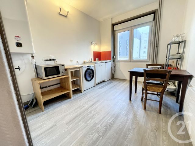 Appartement T1 à louer - 1 pièce - 26.8 m2 - BREST - 29 - BRETAGNE - Century 21 Associés Conseils Immobilier